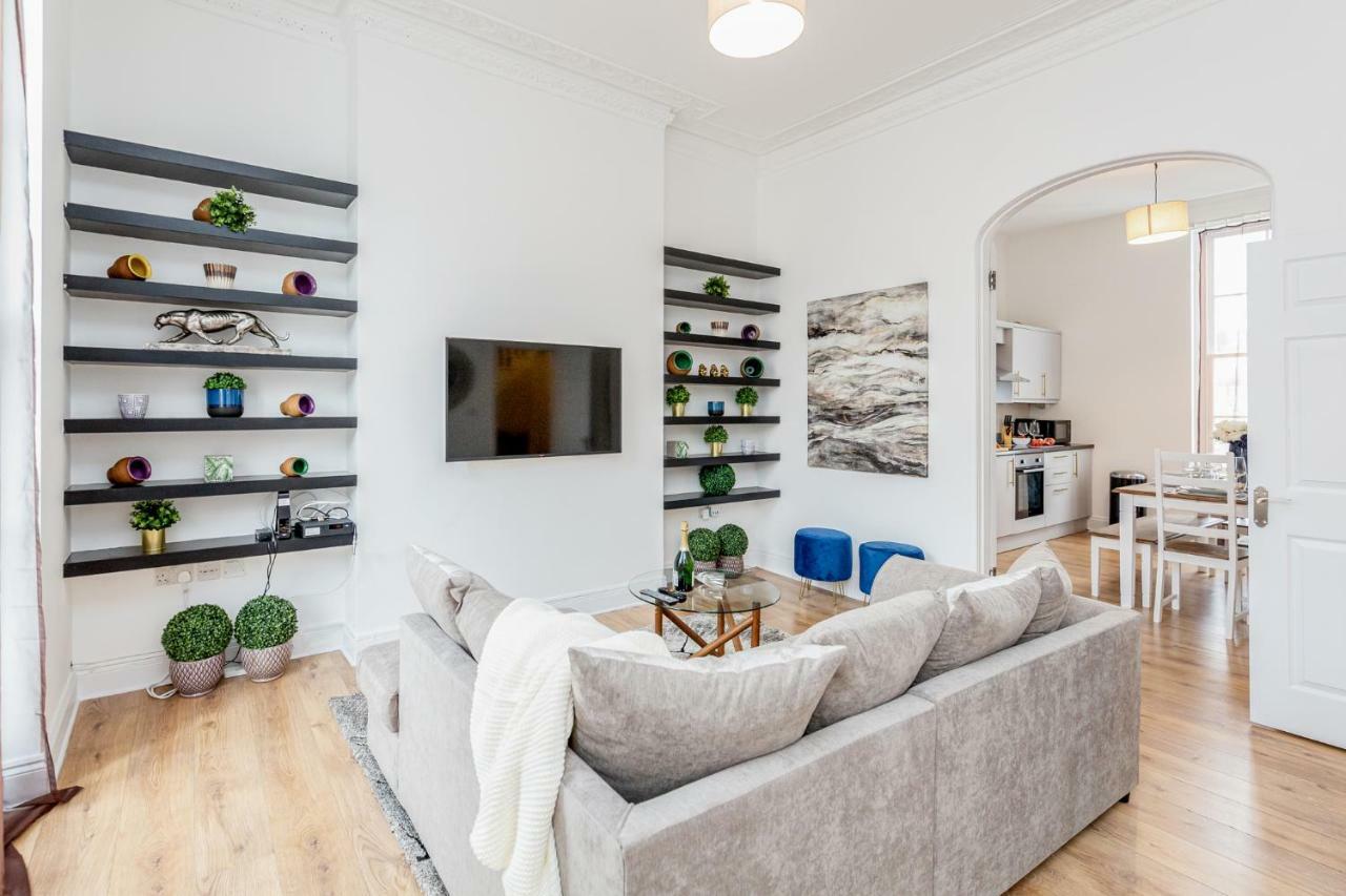 Bright & Spacious 4Beds Home - Kensington High Street-Olympia Londra Esterno foto