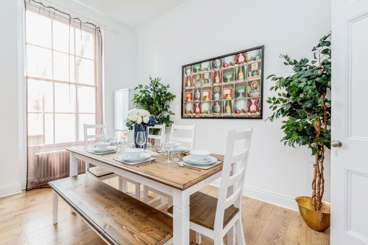 Bright & Spacious 4Beds Home - Kensington High Street-Olympia Londra Esterno foto