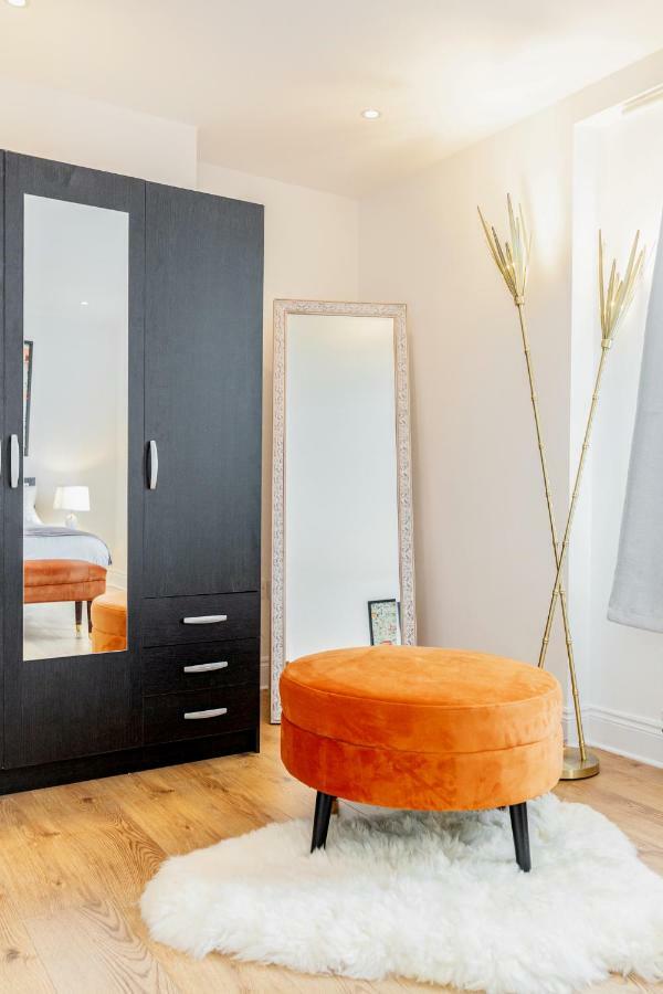 Bright & Spacious 4Beds Home - Kensington High Street-Olympia Londra Esterno foto