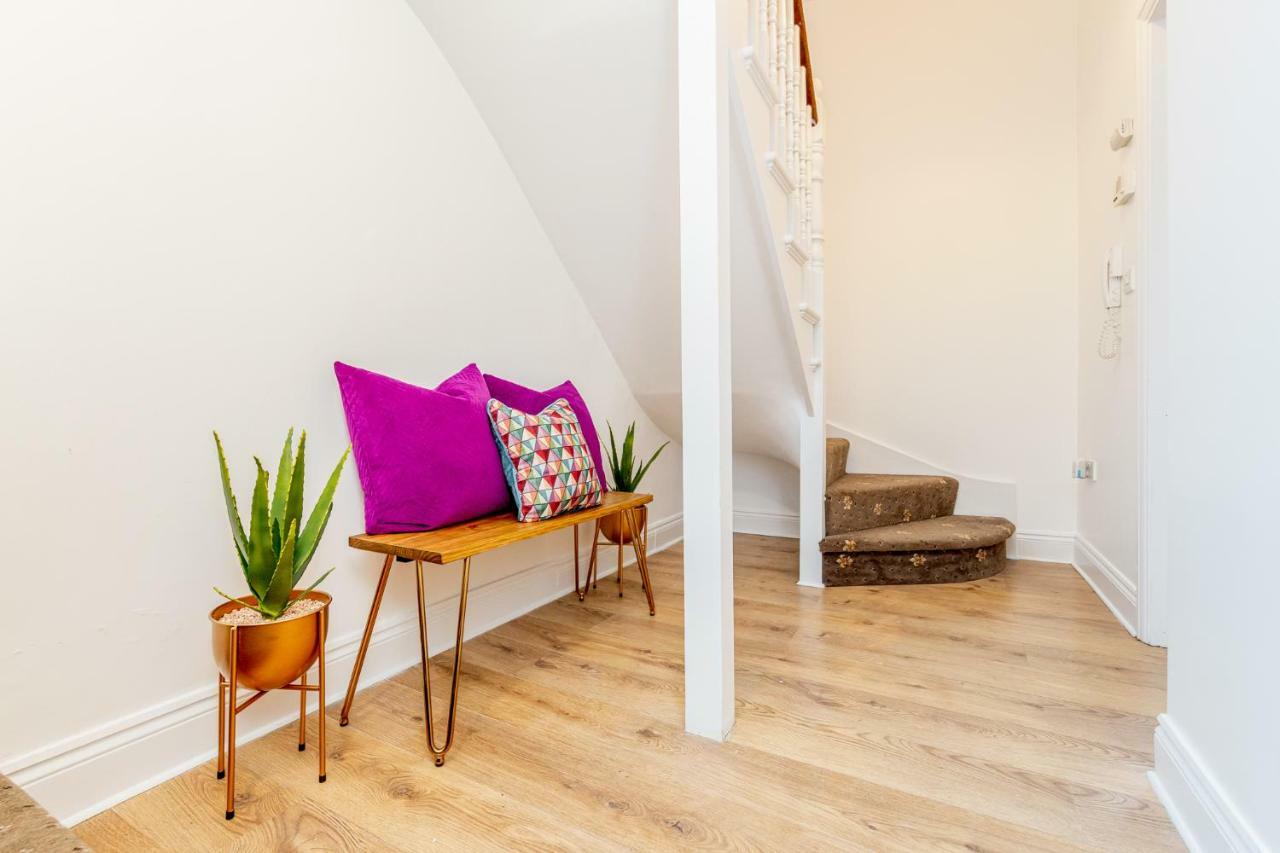 Bright & Spacious 4Beds Home - Kensington High Street-Olympia Londra Esterno foto