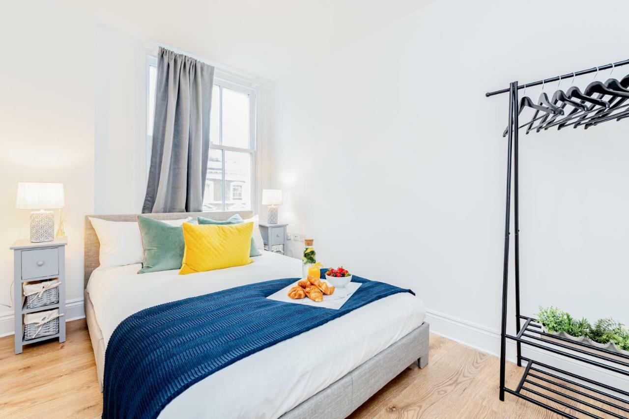 Bright & Spacious 4Beds Home - Kensington High Street-Olympia Londra Esterno foto