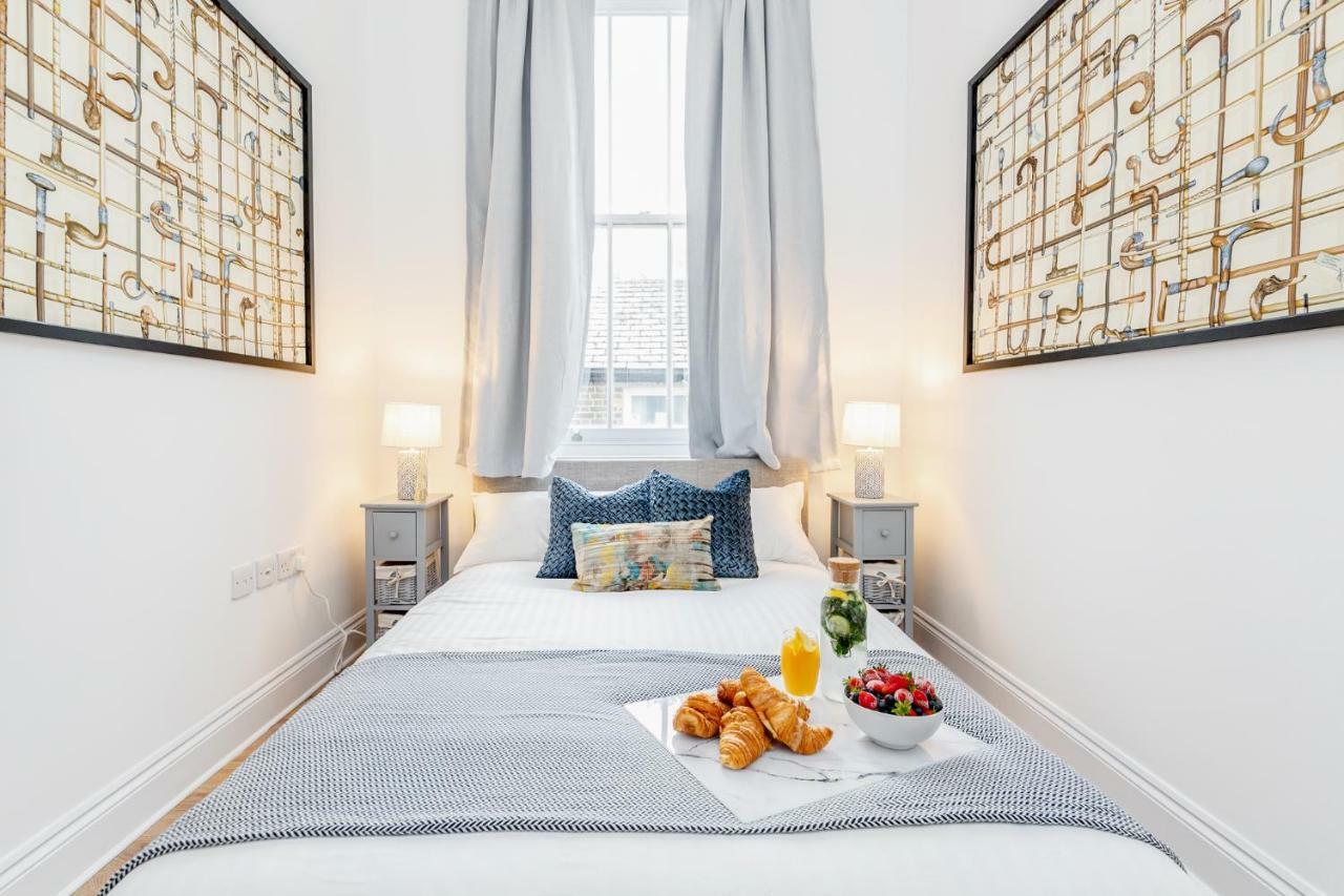 Bright & Spacious 4Beds Home - Kensington High Street-Olympia Londra Esterno foto